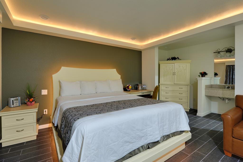 Romantic Inn & Suites Dallas Habitación foto